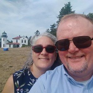 Meet your Posher, Carey